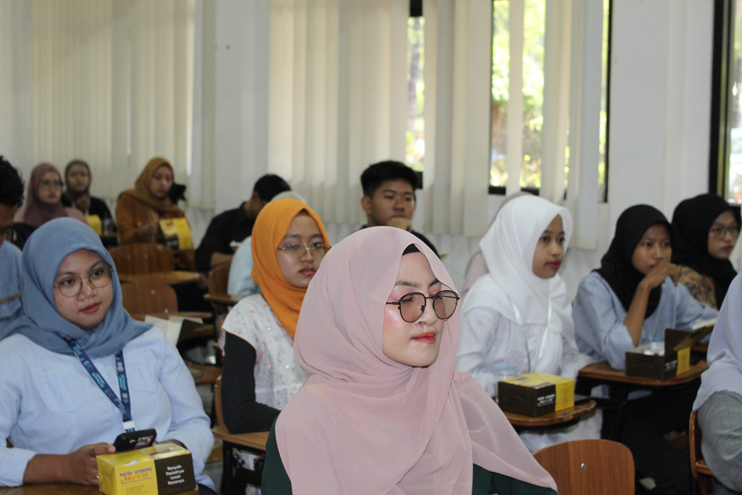 BPJS Kesehatan Bekerjasama dengan Universitas Islam 45 untuk Edukasi Mahasiswa tentang Program Jaminan Kesehatan Nasional (27) BPJS Kesehatan Bekerjasama dengan Universitas Islam 45 untuk Edukasi Mahasiswa tentang Program Jaminan Kesehatan Nasional (27)