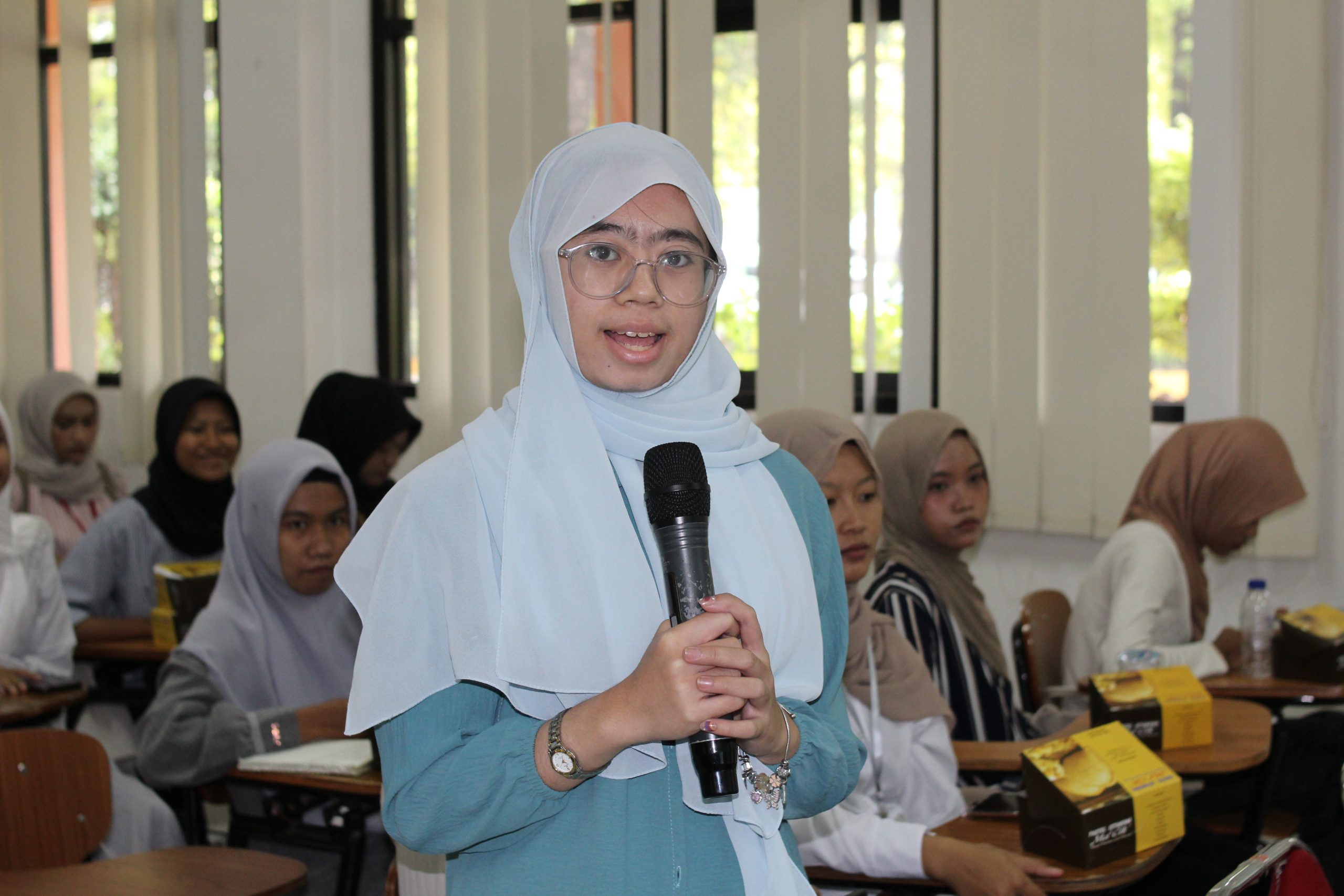 BPJS Kesehatan Bekerjasama dengan Universitas Islam 45 untuk Edukasi Mahasiswa tentang Program Jaminan Kesehatan Nasional (8) BPJS Kesehatan Bekerjasama dengan Universitas Islam 45 untuk Edukasi Mahasiswa tentang Program Jaminan Kesehatan Nasional (8)