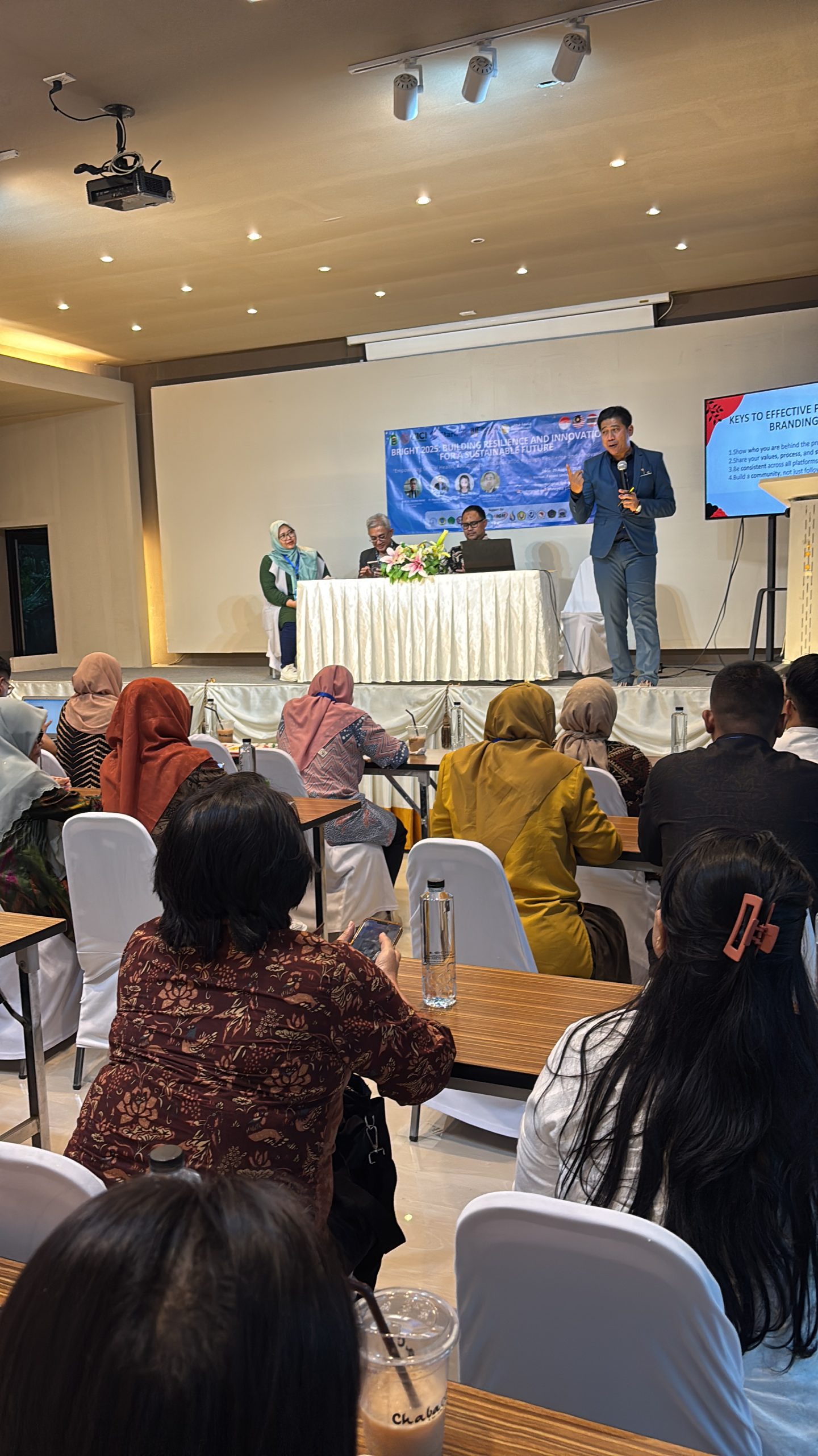 Narasumber-Malaysia_Prof.-Hamdan-Daniel-scaled