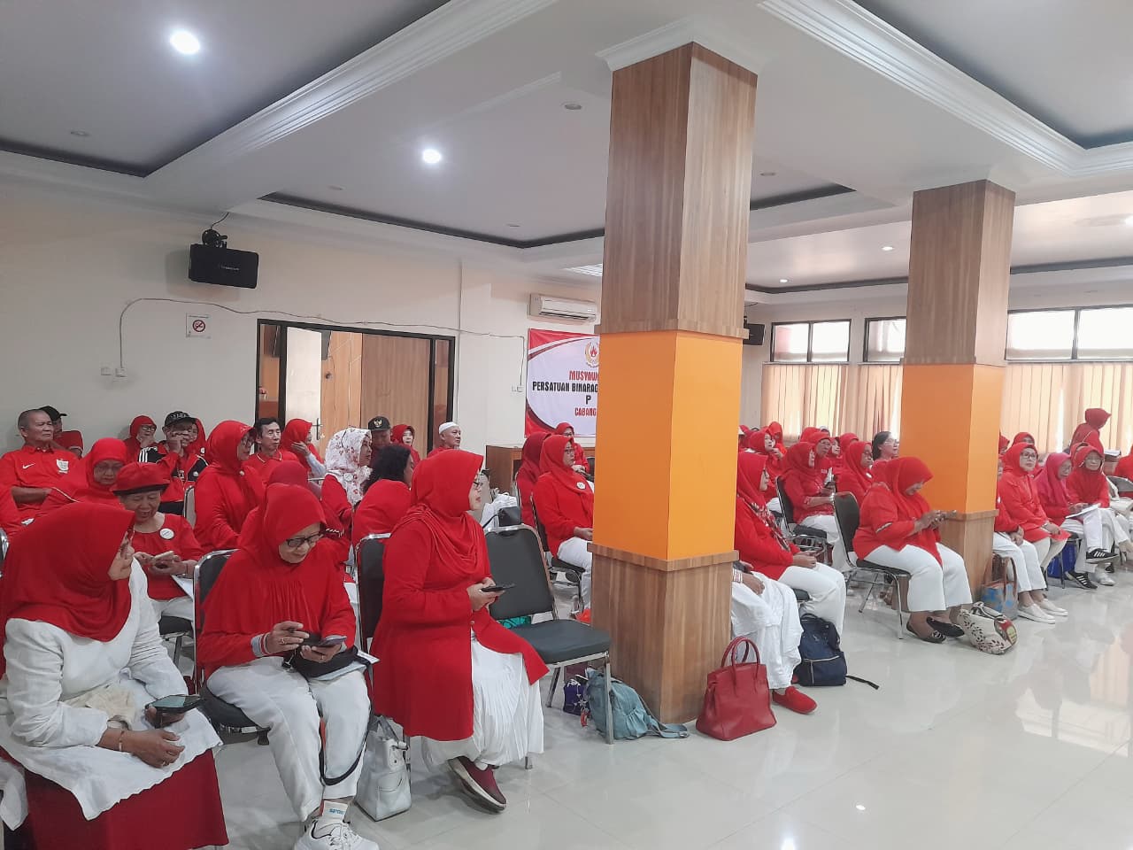 SEKOLAH-LANSIA-DI-KOTA-BEKASI-MEMBAHAS-CARA-MENGELOLA-KEUANGAN-DI-MASA-TUA-1