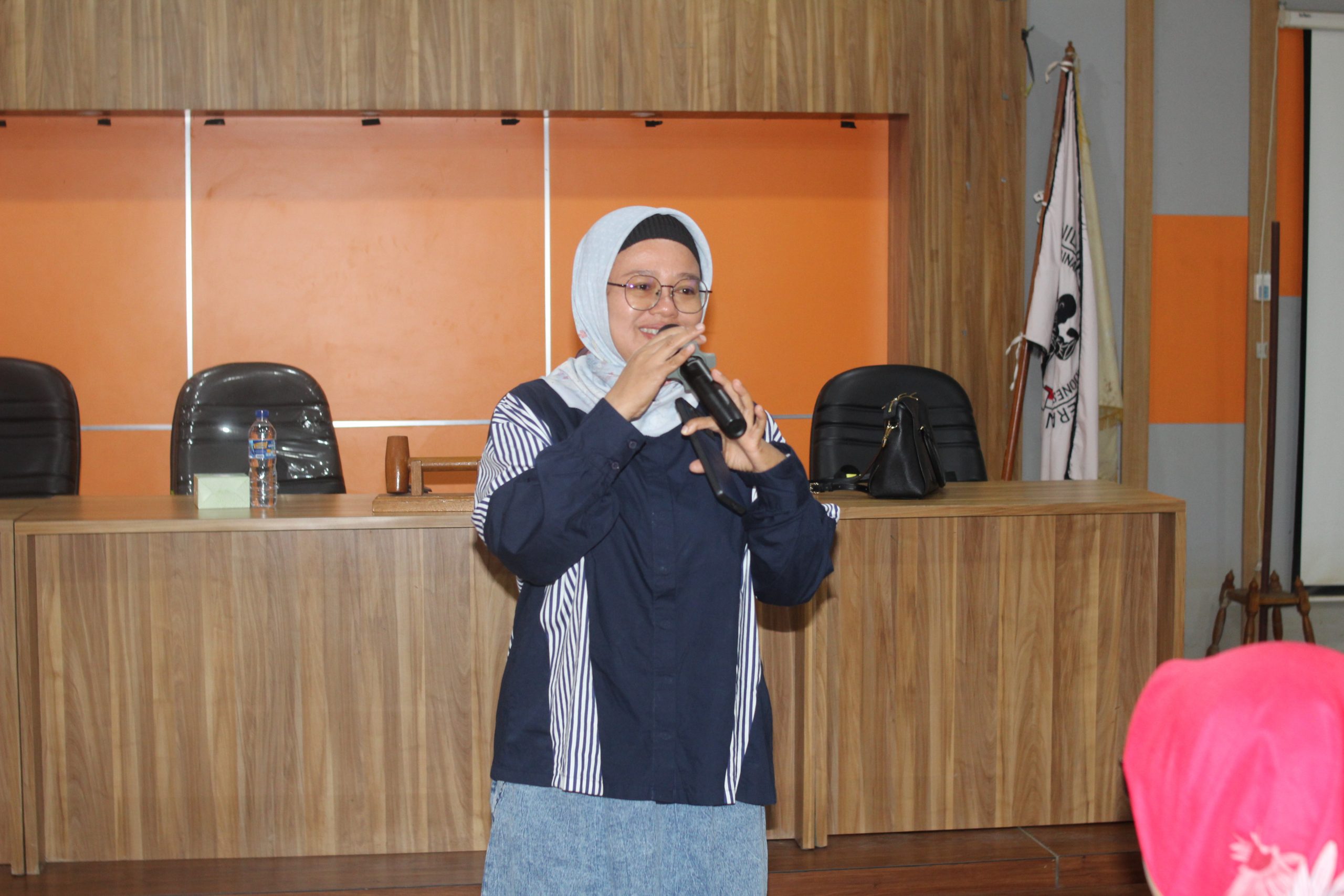 SEKOLAH-LANSIA-DI-KOTA-BEKASI-MEMBAHAS-CARA-MENGELOLA-KEUANGAN-DI-MASA-TUA-2-scaled