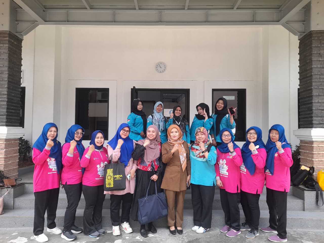 Sekolah-Lansia-BERSINAR-Kota-Bekasi-bersama-UPTD-Pengendalian-Penduduk-Kec.-Bekasi-Selatan-Gelar-Edukasi-Makanan-Bergizi-Kesehatan-Lansia-di-kampus-UNISMA-Bekasi-1