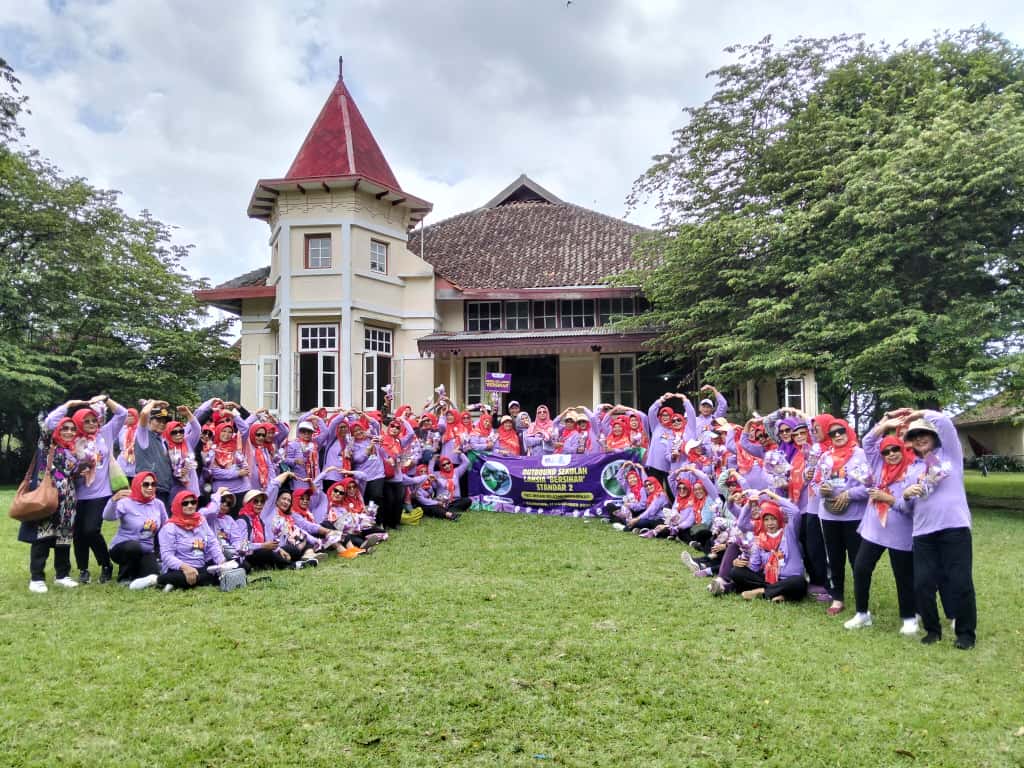 Pelepasan Sekolah Lansia Bersinar Kecamatan Bekasi Selatan Standar 2 Wujud Kebahagiaan dan Semangat Belajar di Usia Emas (2)