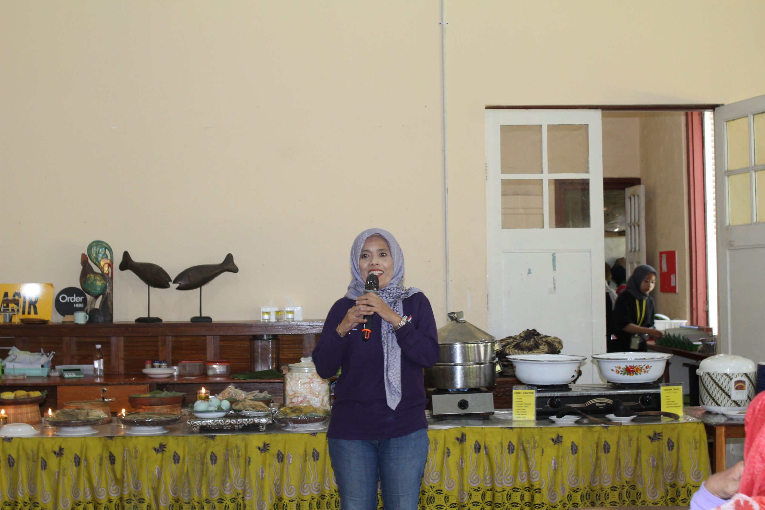 Pelepasan Sekolah Lansia Bersinar Kecamatan Bekasi Selatan Standar 2 Wujud Kebahagiaan dan Semangat Belajar di Usia Emas (9)