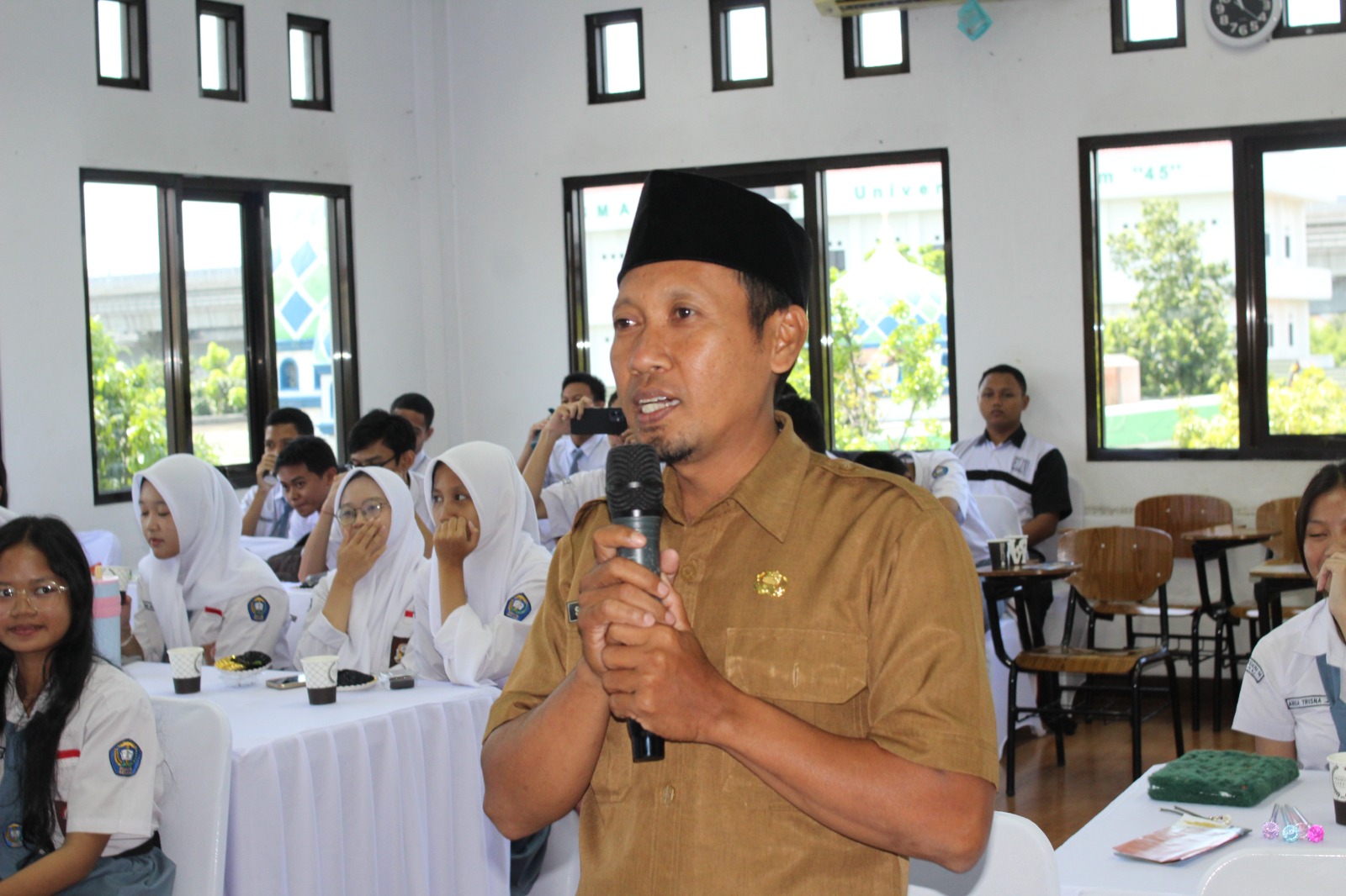 Bekasi-Innovation-Week-2025-Hadirkan-Pelatihan-Teknologi-Tepat-Guna-dan-Hak-Kekayaan-Intelektual-di-UNISMA-BekasiUM-11